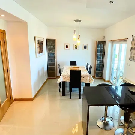 Villa D Wan 10 - Moradia V3 Areia Branca